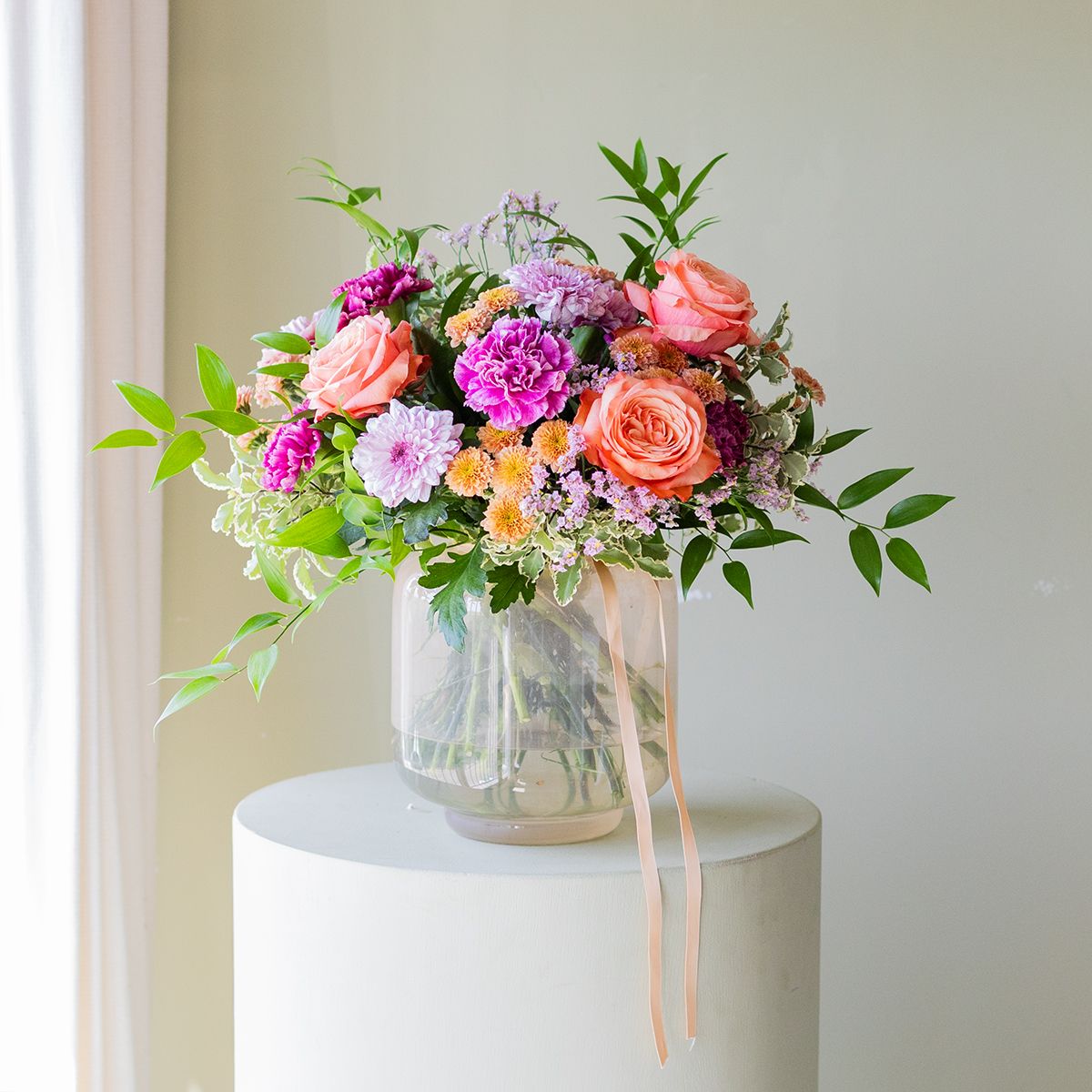 Jaipur - Ramo con Rosas y Crisantemos