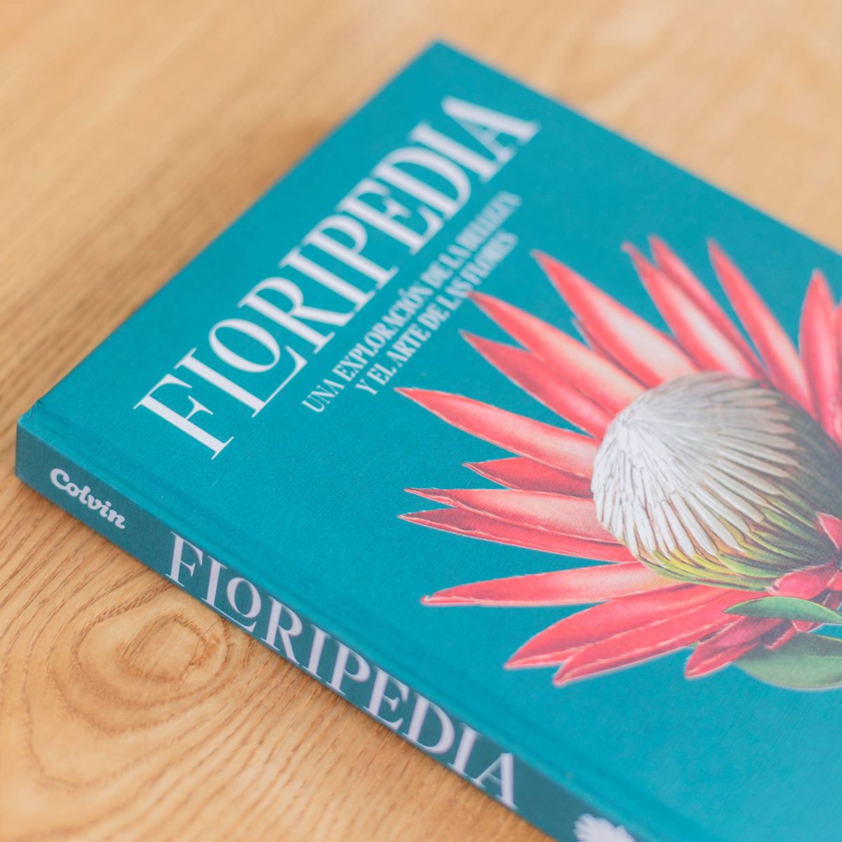 Libro Floripedia: Una exploración de la belleza y el arte de las flores
