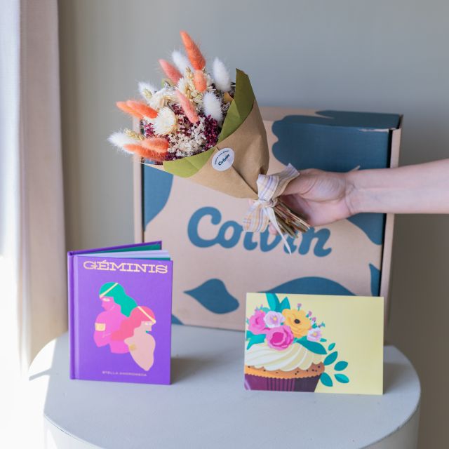 Pack Géminis: Libro Horóscopo con Mini Ramo y Tarjeta 