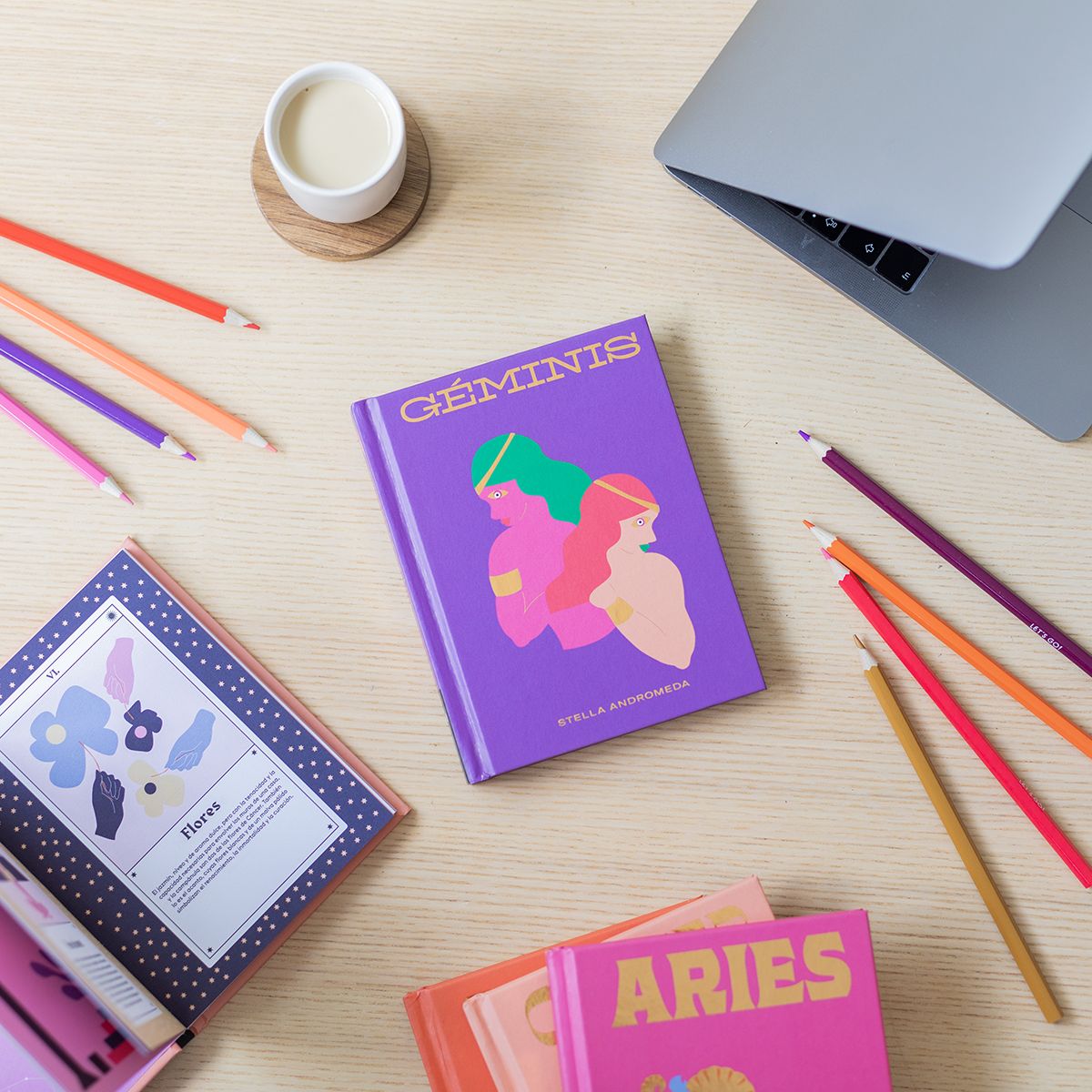 Pack Géminis: Libro Horóscopo con Mini Ramo y Tarjeta 