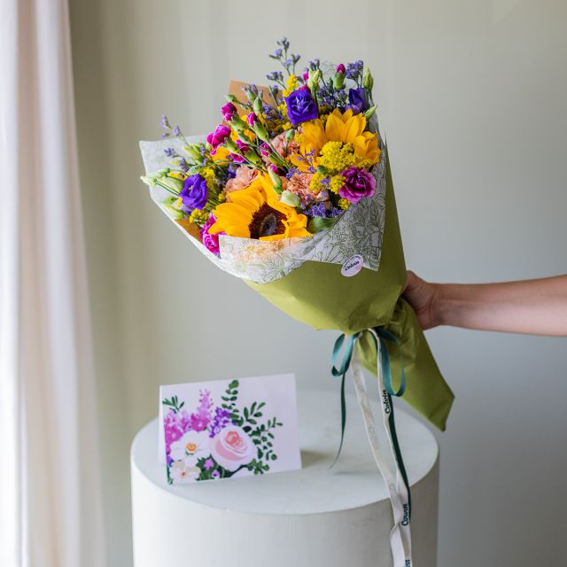 Pack Girasoles: Girasoles con Envoltorio y Tarjeta