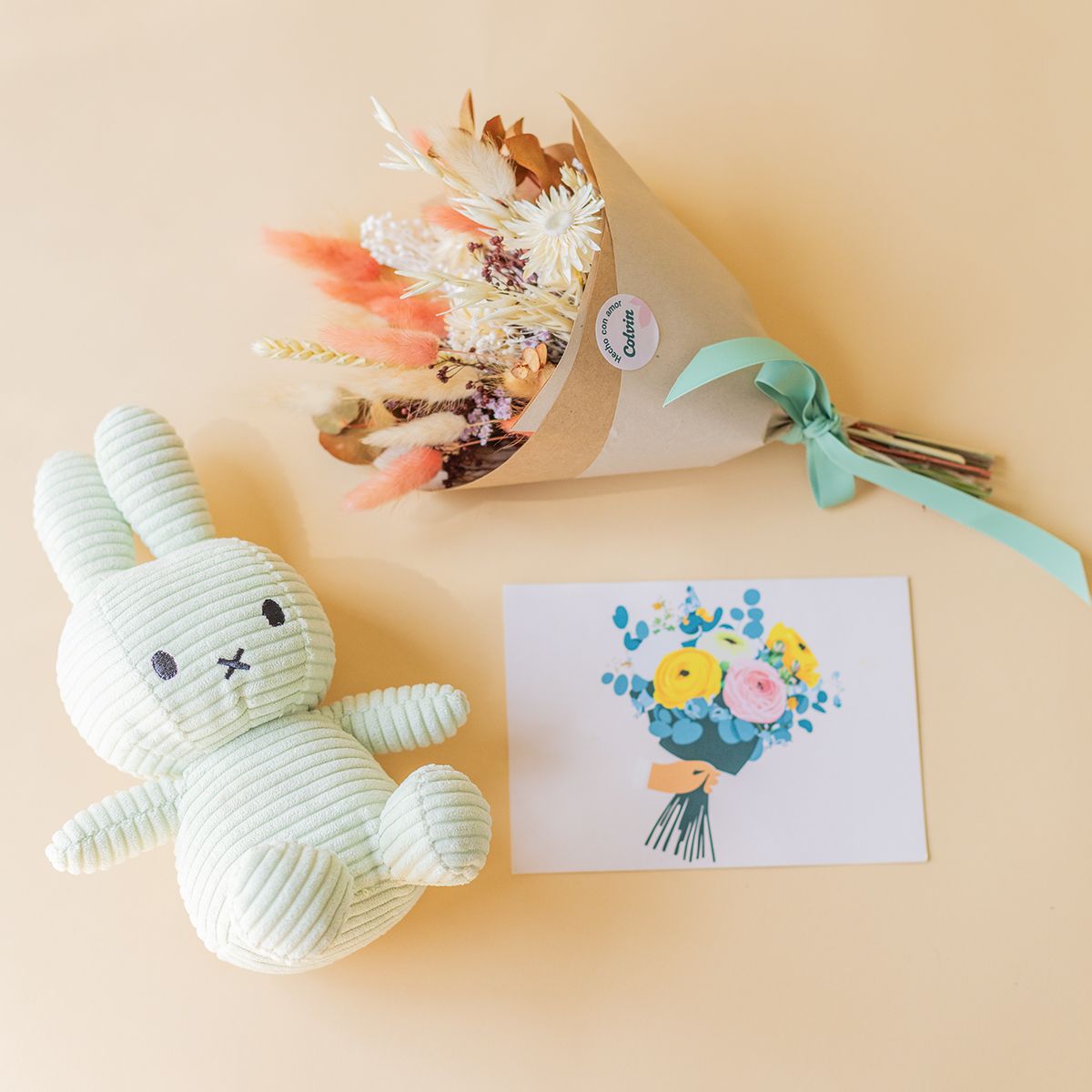 Pack Mini Ramo con Peluche Verde y Dedicatoria