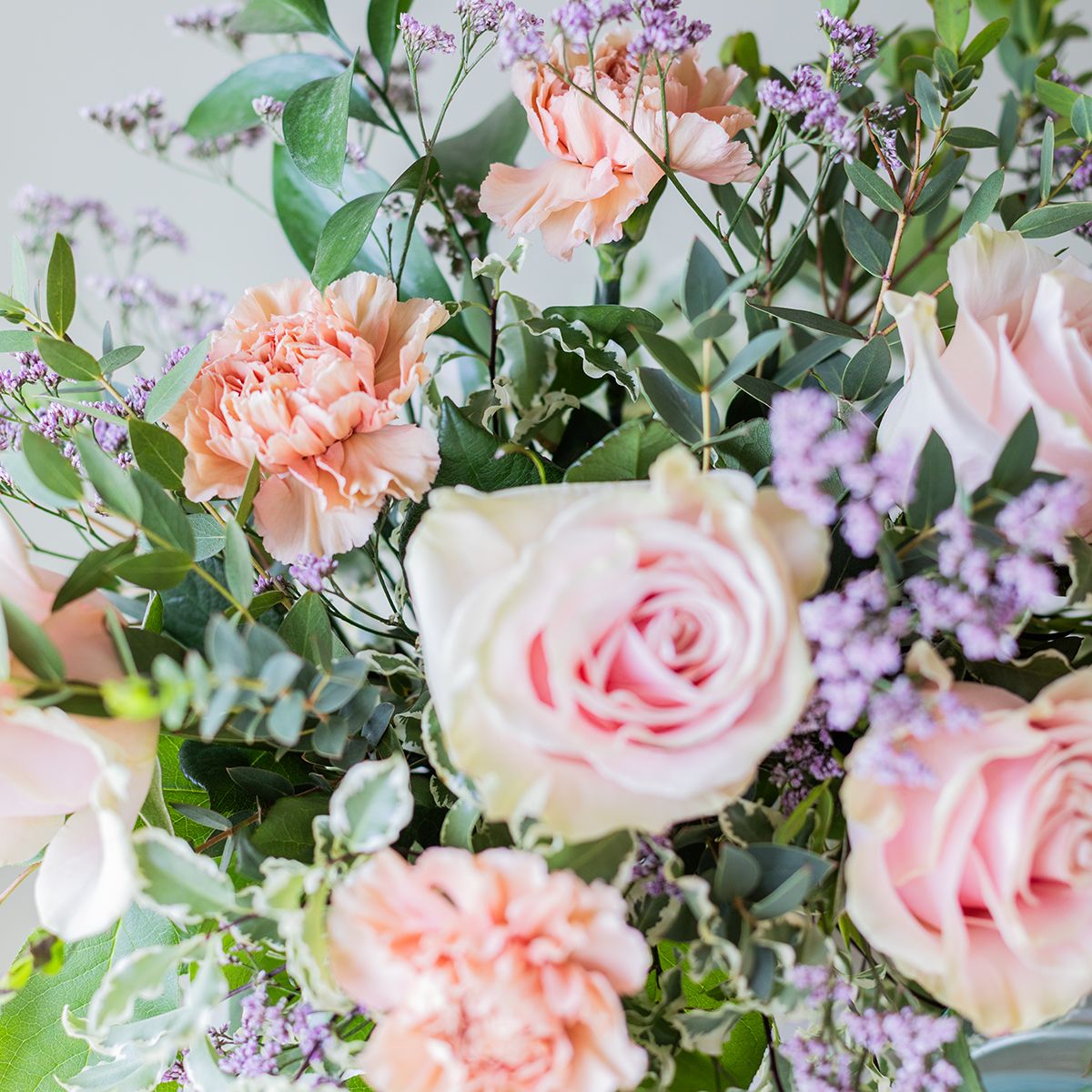 Pack Ramo con Jarrón y Tarjeta